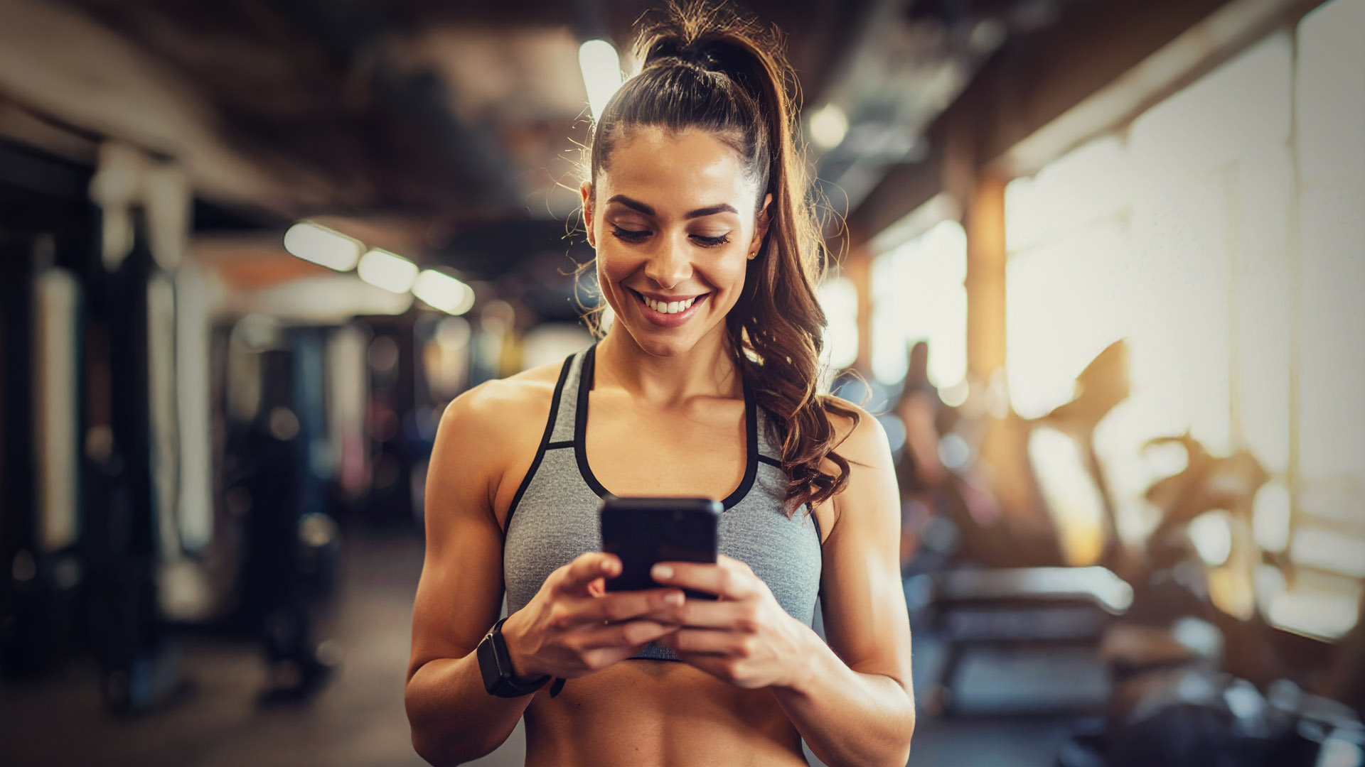Como o celular pode afetar seu desempenho na academia 